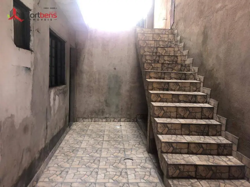 Foto 3 de Casa com 2 quartos à venda, 194m2 em Vera Tereza, Caieiras - SP