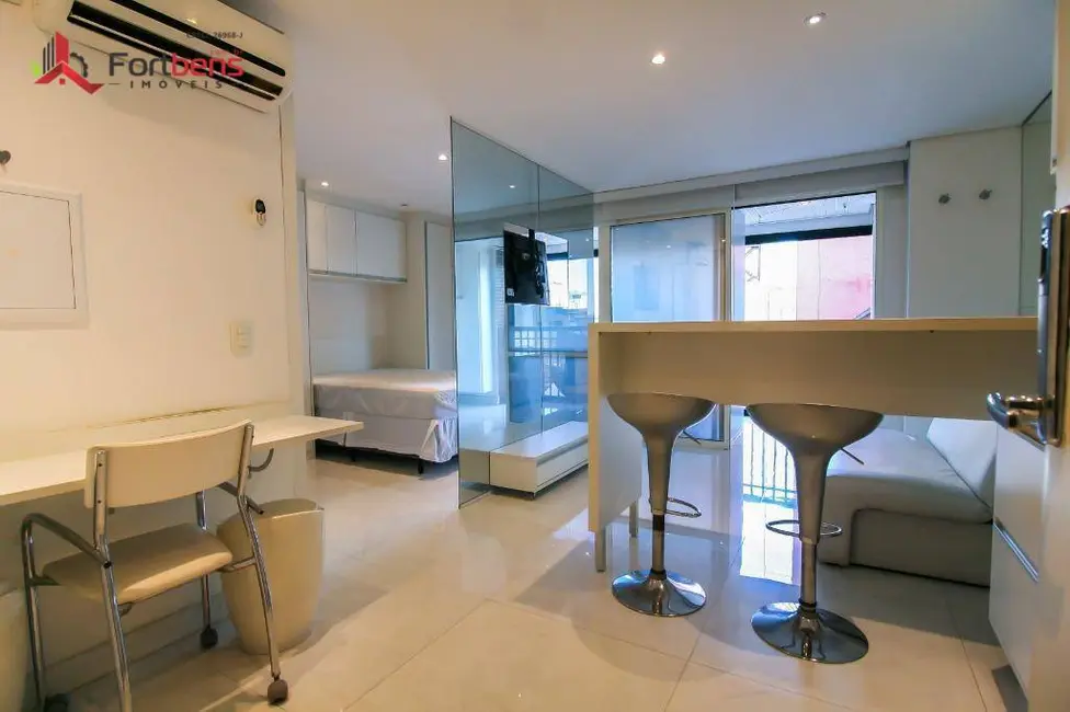 Foto 2 de Apartamento com 1 quarto para alugar, 42m2 em Bela Vista, São Paulo - SP