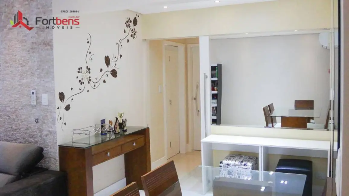 Foto 2 de Apartamento com 2 quartos à venda, 70m2 em Santo Amaro, São Paulo - SP