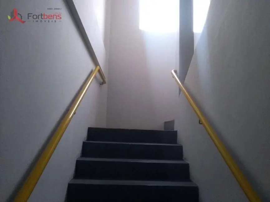 Sala Comercial para alugar, 30m2 em Região Central, Caieiras - SP - imagem 7 Foto 7 de Sala Comercial para alugar, 30m2 em Região Central, Caieiras - SP