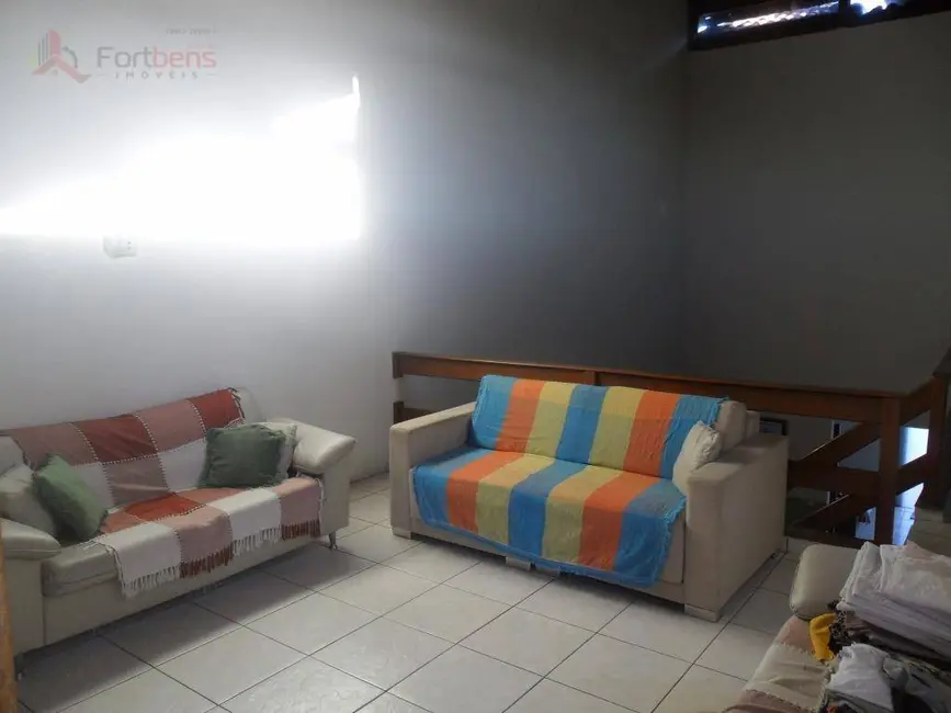 Foto 3 de Sobrado com 3 quartos à venda, 150m2 em Serpa, Caieiras - SP