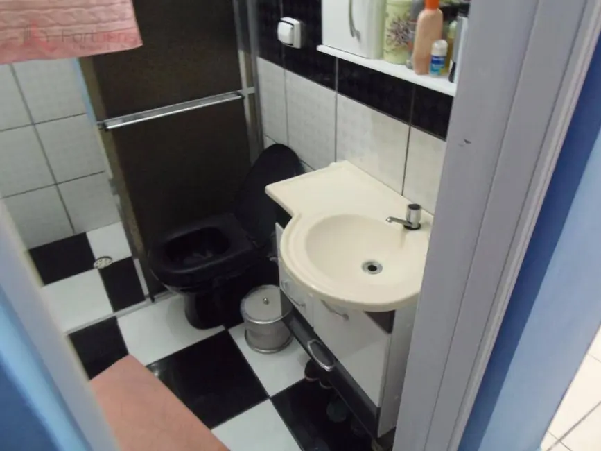 Foto 5 de Casa com 2 quartos à venda, 200m2 em Serpa, Caieiras - SP