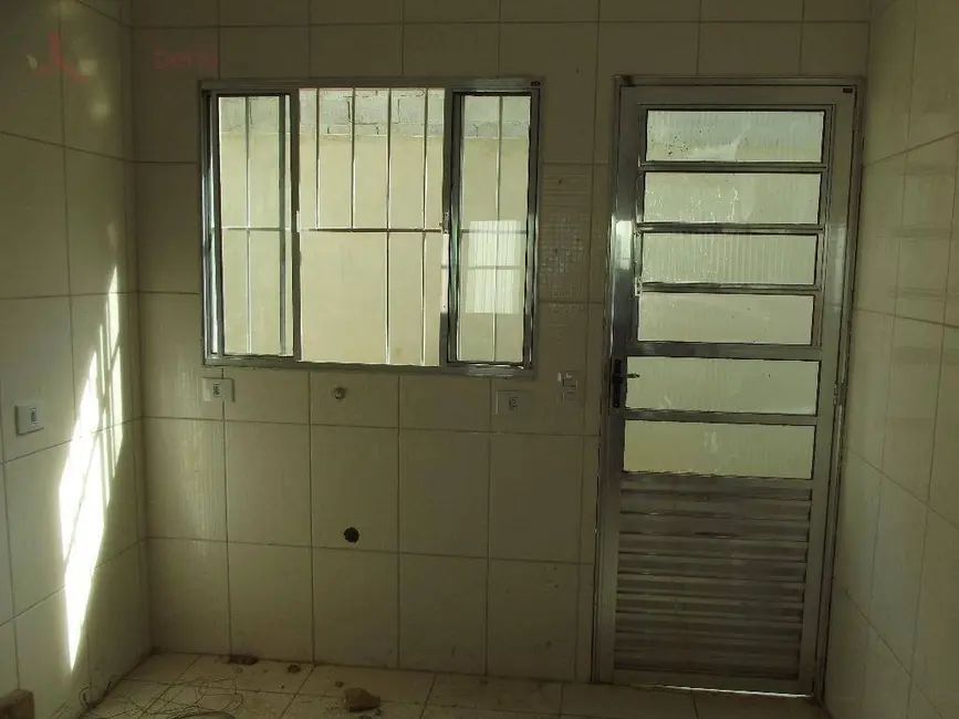 Sobrado com 2 quartos à venda, 60m2 em Jardim Alegria, Francisco Morato - SP - imagem 5 Foto 5 de Sobrado com 2 quartos à venda, 60m2 em Jardim Alegria, Francisco Morato - SP