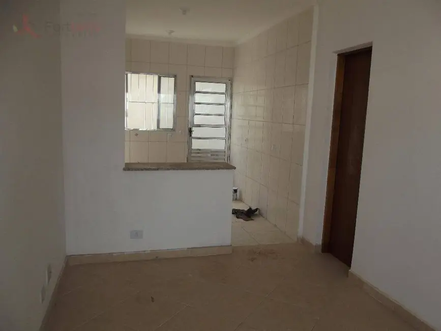Foto 2 de Sobrado com 2 quartos à venda, 60m2 em Jardim Alegria, Francisco Morato - SP