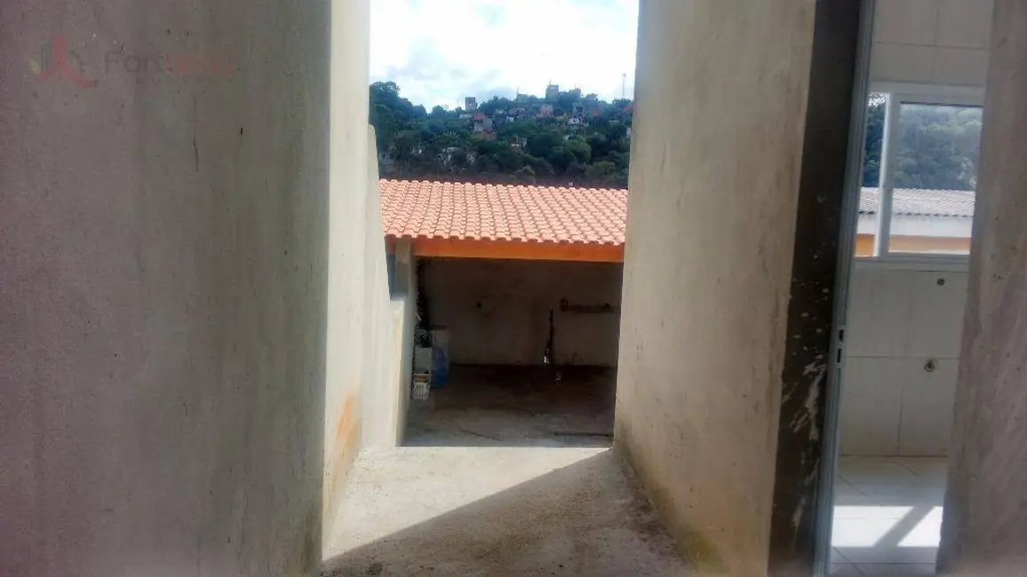 Sobrado com 2 quartos à venda, 150m2 em Jardim Alegria, Francisco Morato - SP - imagem 5 Foto 5 de Sobrado com 2 quartos à venda, 150m2 em Jardim Alegria, Francisco Morato - SP
