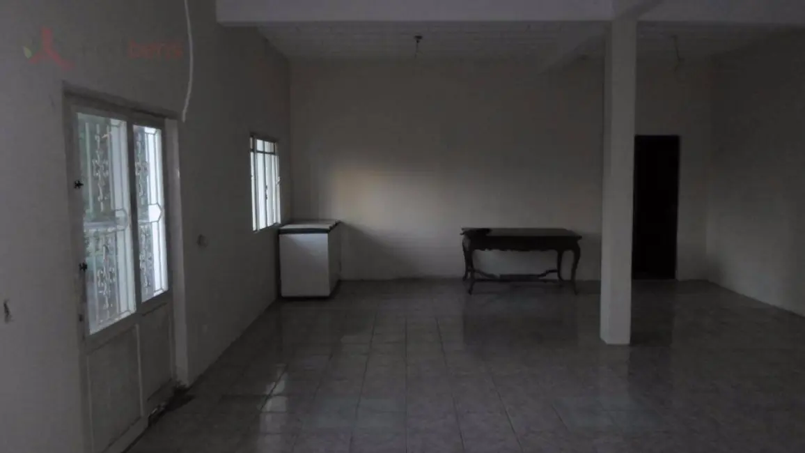 Casa com 4 quartos à venda, 980m2 em Santa Inês, Caieiras - SP - imagem 6 Foto 6 de Casa com 4 quartos à venda, 980m2 em Santa Inês, Caieiras - SP