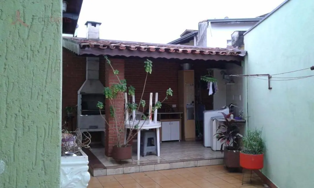 Foto 1 de Casa com 3 quartos à venda, 256m2 em Jardim Benintendi, Franco Da Rocha - SP