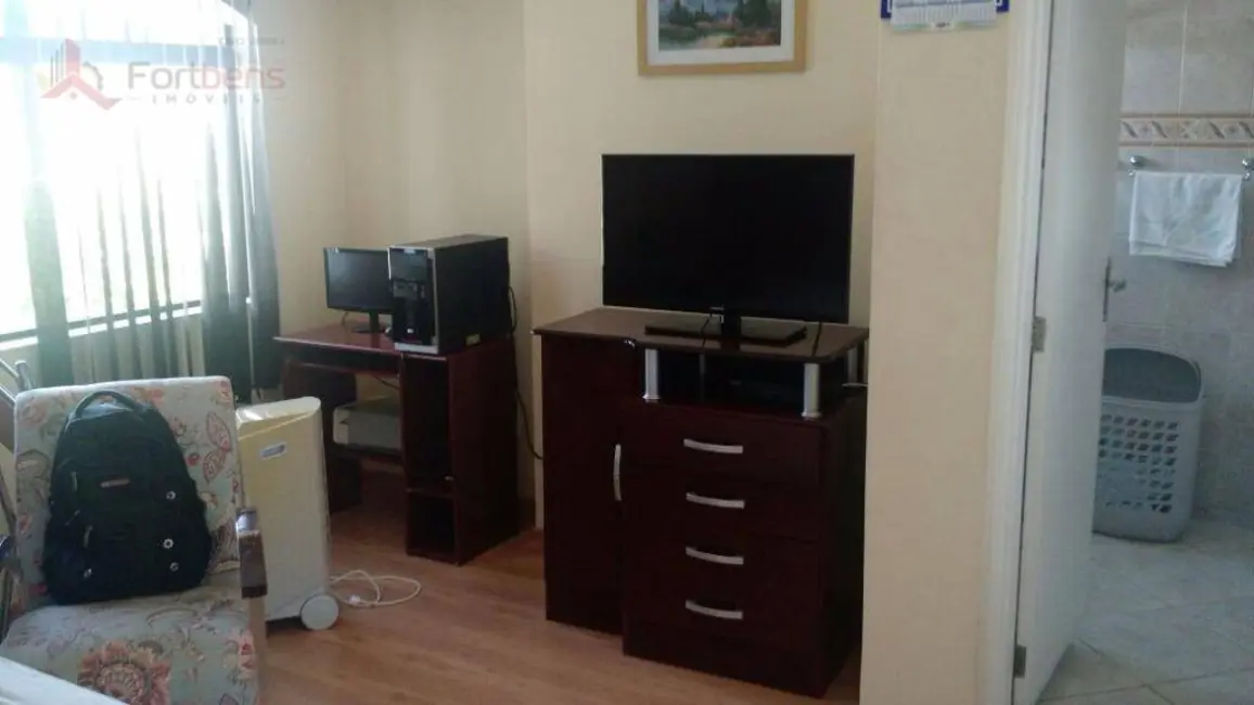 Foto 4 de Sobrado com 3 quartos à venda, 286m2 em Nova Caieiras, Caieiras - SP