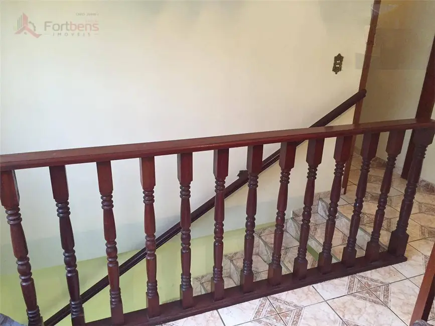 Foto 7 de Sobrado com 4 quartos à venda, 300m2 em Serpa, Caieiras - SP