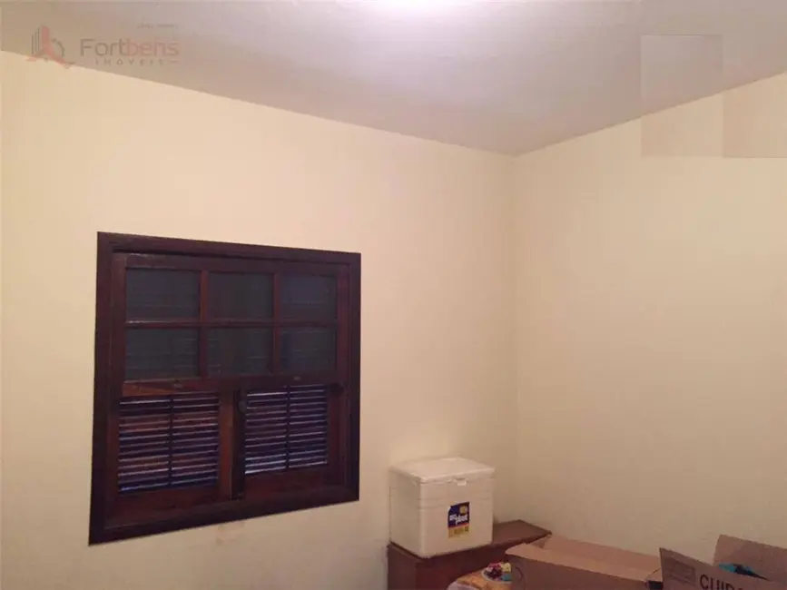 Foto 9 de Sobrado com 4 quartos à venda, 300m2 em Serpa, Caieiras - SP