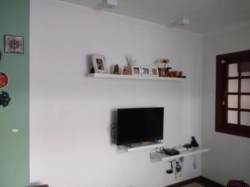Foto 7 de Sobrado com 3 quartos à venda, 150m2 em Serpa, Caieiras - SP