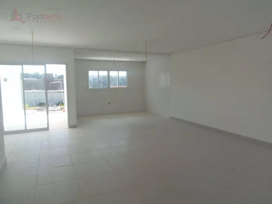 Foto 6 de Sobrado com 3 quartos à venda, 206m2 em Laranjeiras, Caieiras - SP