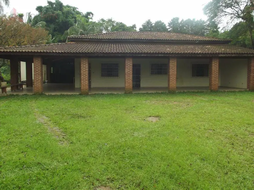 Chácara com 3 quartos à venda, 2000m2 em Chácaras São José, Franco Da Rocha - SP - imagem 1 Foto 1 de Chácara com 3 quartos à venda, 2000m2 em Chácaras São José, Franco Da Rocha - SP