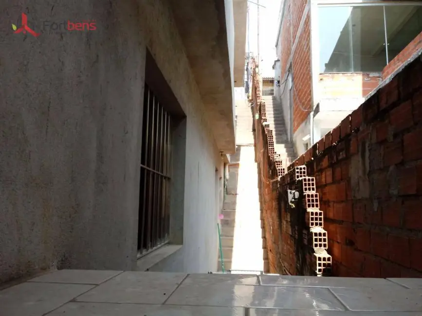 Foto 1 de Casa com 3 quartos para alugar, 147m2 em Vera Tereza, Caieiras - SP