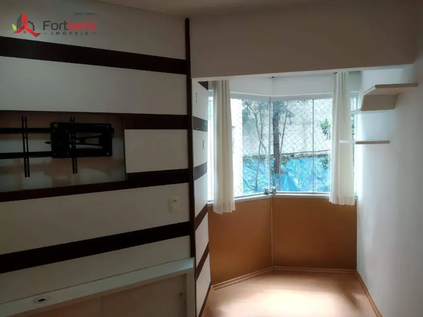 Foto 6 de Apartamento com 2 quartos para alugar, 60m2 em Jardim Anhangüera, São Paulo - SP