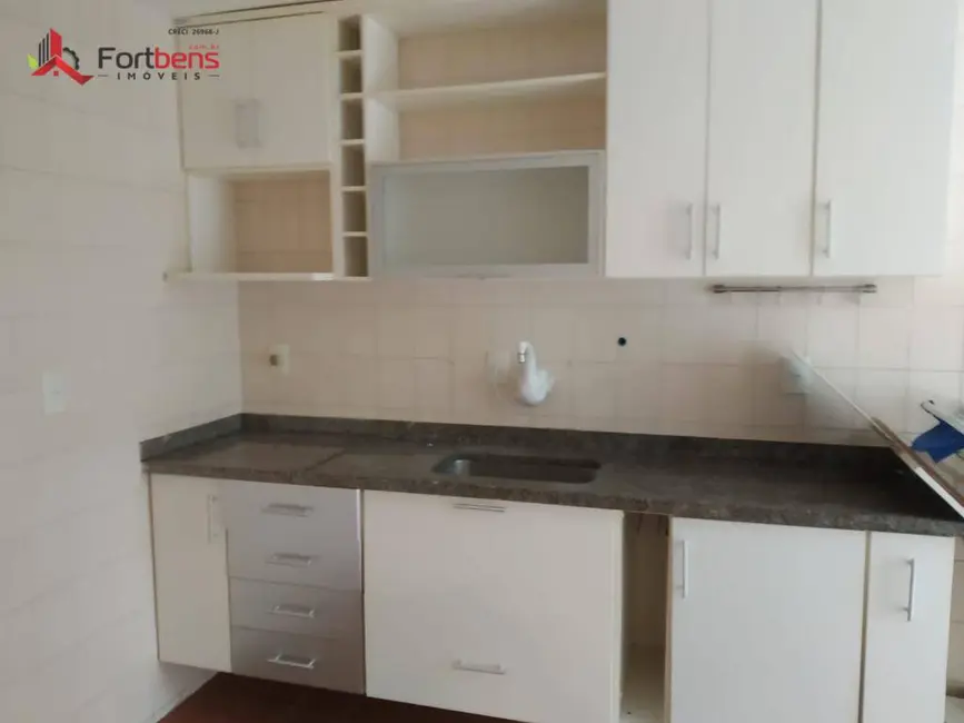 Foto 5 de Apartamento com 2 quartos para alugar, 60m2 em Jardim Anhangüera, São Paulo - SP