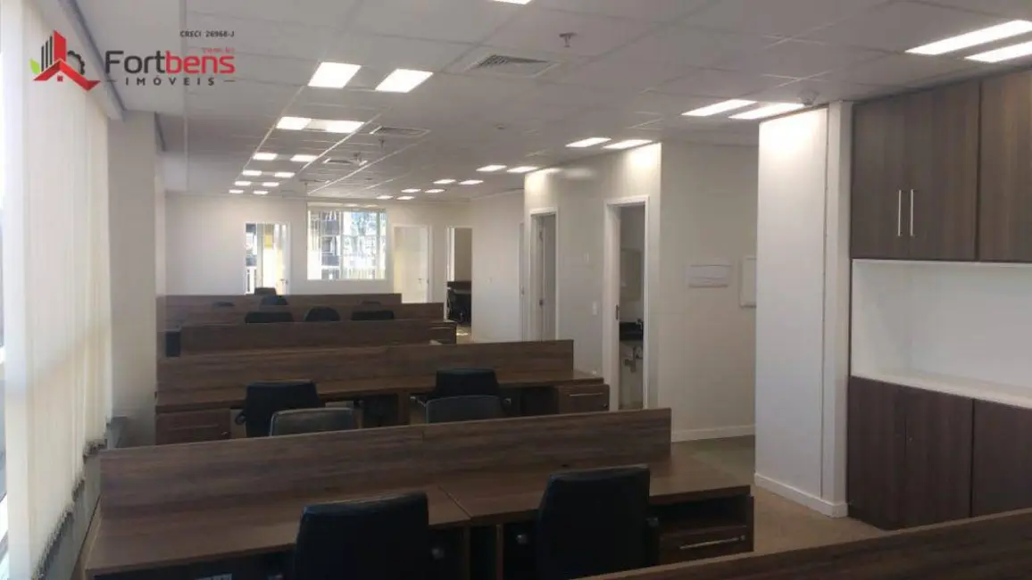 Loft / Flat para alugar, 303m2 em Jardim das Acácias, São Paulo - SP - imagem 8 Foto 8 de Loft / Flat para alugar, 303m2 em Jardim das Acácias, São Paulo - SP