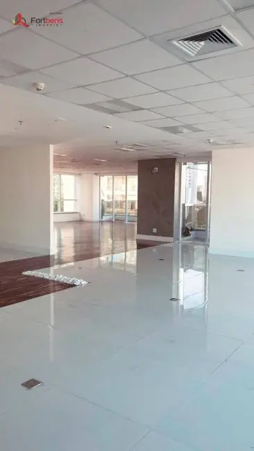 Foto 4 de Loft / Flat para alugar, 303m2 em Jardim das Acácias, São Paulo - SP