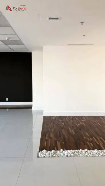 Foto 6 de Loft / Flat para alugar, 303m2 em Jardim das Acácias, São Paulo - SP