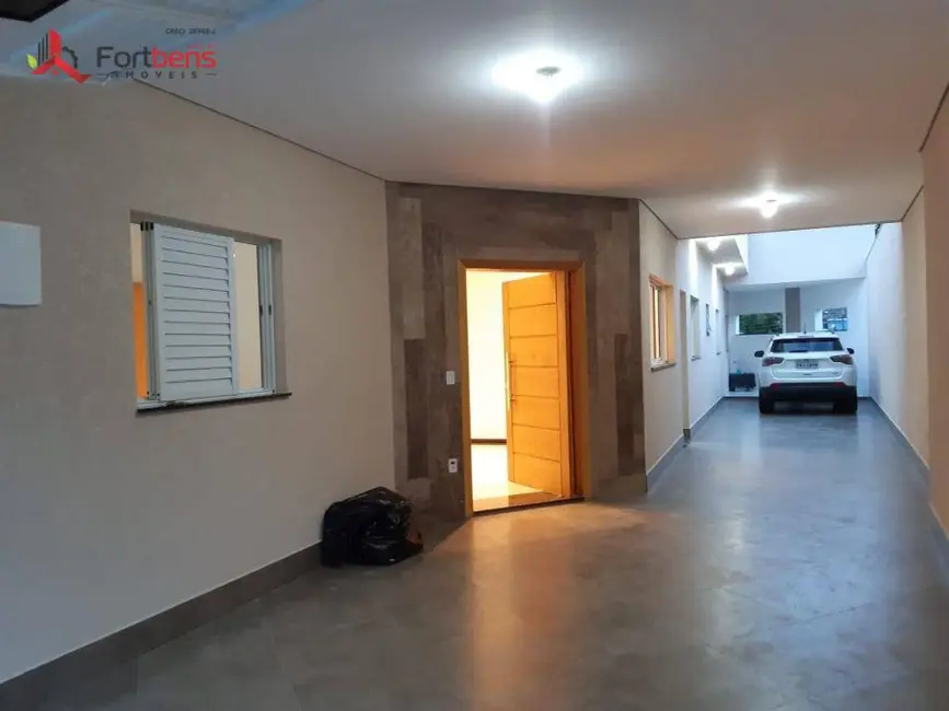 Foto 2 de Casa com 3 quartos à venda, 179m2 em Jardim Russo, São Paulo - SP
