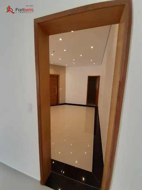 Casa com 3 quartos à venda, 179m2 em Jardim Russo, São Paulo - SP - imagem 7 Foto 7 de Casa com 3 quartos à venda, 179m2 em Jardim Russo, São Paulo - SP