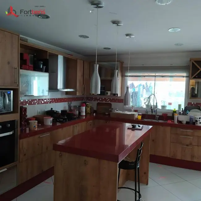 Foto 5 de Sobrado com 3 quartos à venda, 138m2 em Serpa, Caieiras - SP