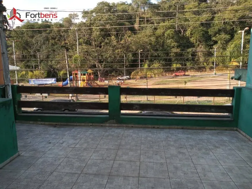 Foto 3 de Sobrado com 2 quartos à venda, 180m2 em Laranjeiras, Caieiras - SP