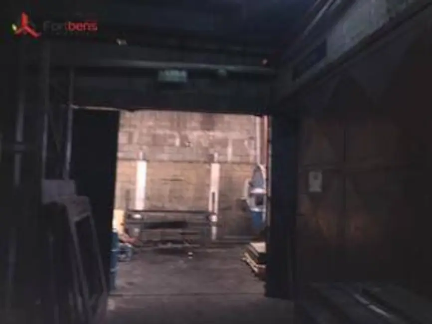 Foto 4 de Armazém / Galpão à venda, 1201m2 em Laranjeiras, Caieiras - SP