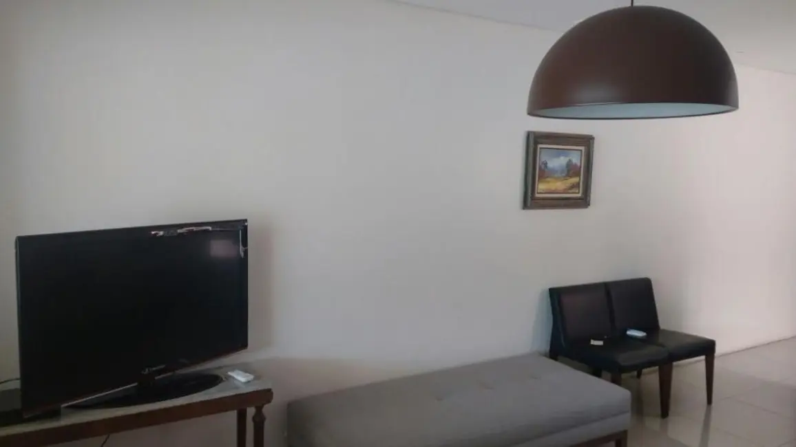 Casa com 4 quartos à venda, 150m2 em Laranjeiras, Caieiras - SP - imagem 4 Foto 4 de Casa com 4 quartos à venda, 150m2 em Laranjeiras, Caieiras - SP