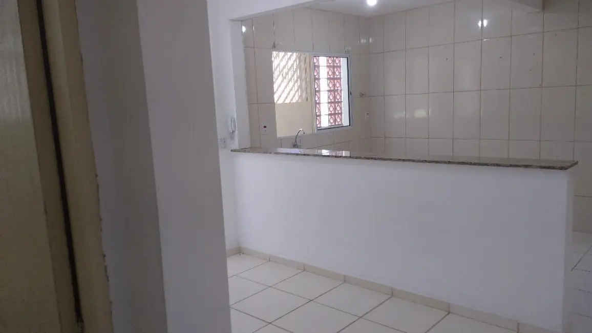 Casa com 1 quarto para alugar, 53m2 em Vila São Benedito, Franco Da Rocha - SP - imagem 8 Foto 8 de Casa com 1 quarto para alugar, 53m2 em Vila São Benedito, Franco Da Rocha - SP