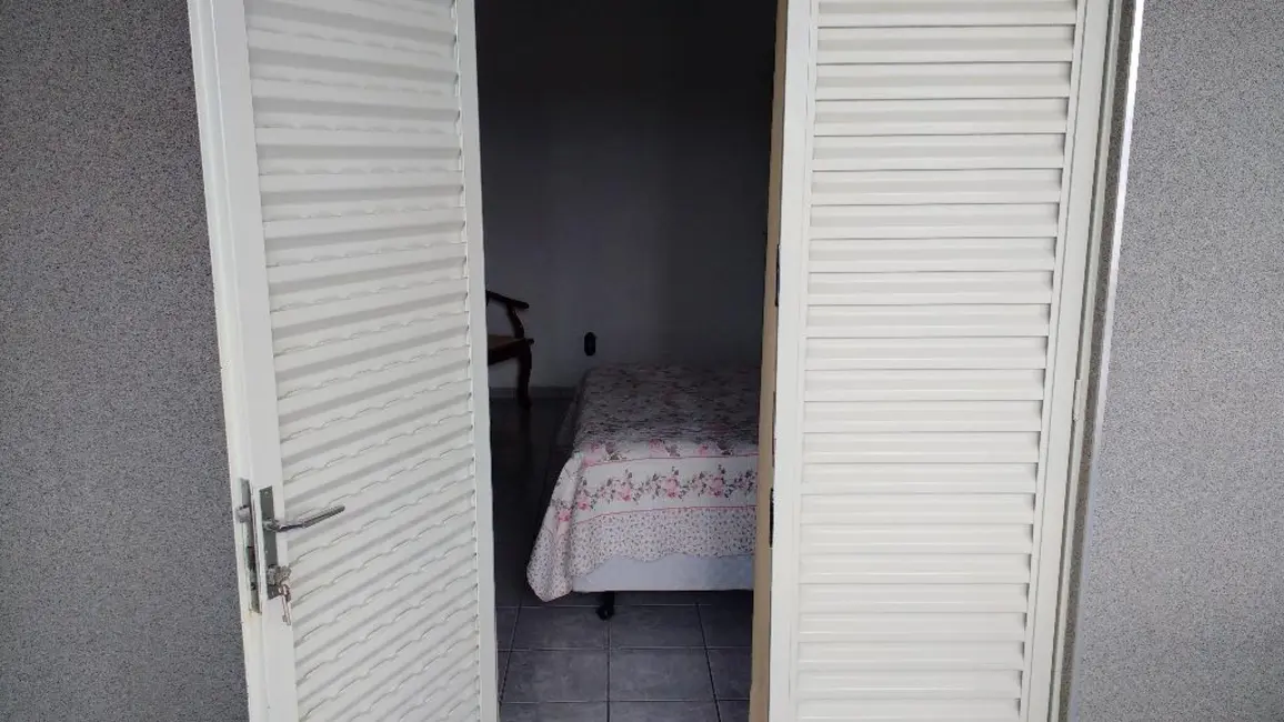 Foto 5 de Sobrado com 2 quartos à venda, 289m2 em Serpa, Caieiras - SP