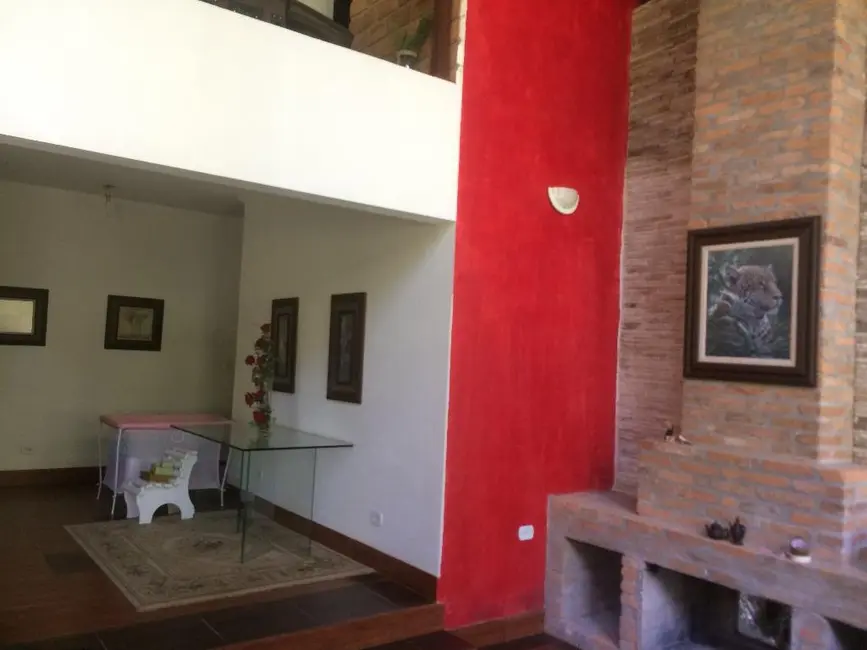 Chácara com 5 quartos à venda, 150m2 em Jardim Luciana, Franco Da Rocha - SP - imagem 6 Foto 6 de Chácara com 5 quartos à venda, 150m2 em Jardim Luciana, Franco Da Rocha - SP