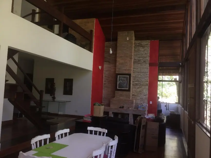 Chácara com 5 quartos à venda, 150m2 em Jardim Luciana, Franco Da Rocha - SP - imagem 5 Foto 5 de Chácara com 5 quartos à venda, 150m2 em Jardim Luciana, Franco Da Rocha - SP