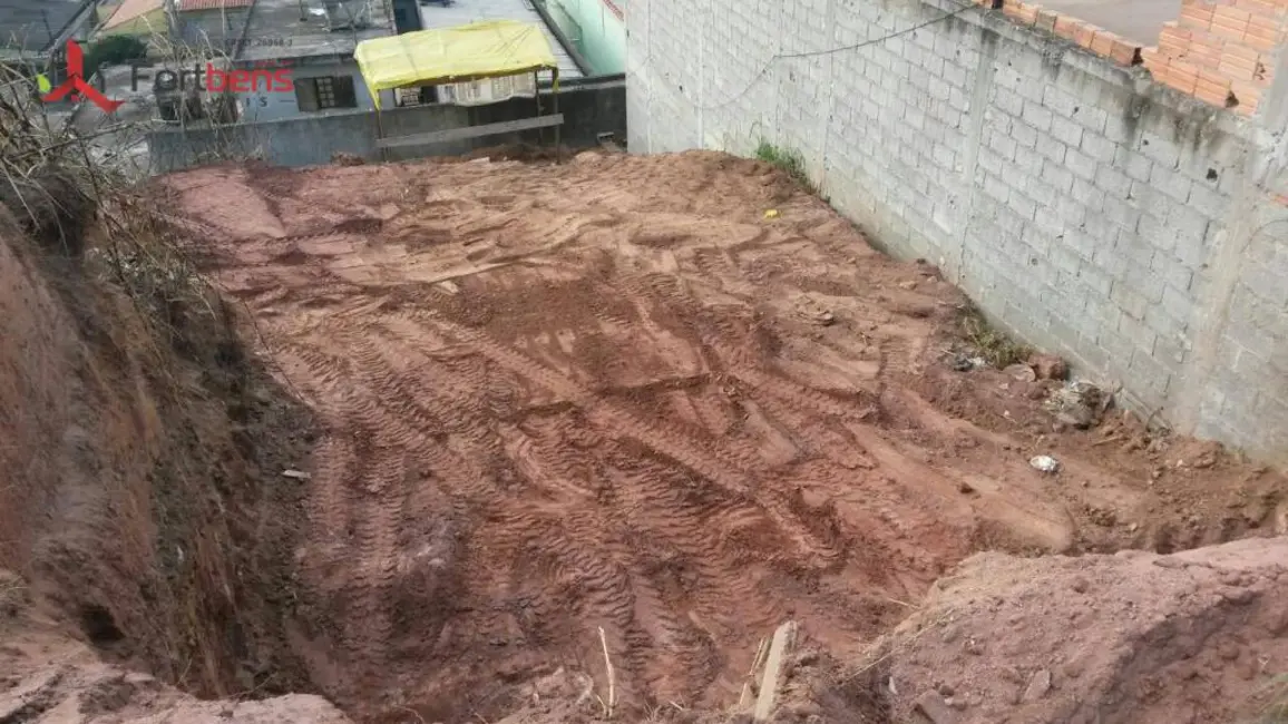 Foto 3 de Terreno / Lote à venda, 142m2 em Laranjeiras, Caieiras - SP