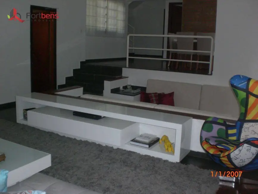 Foto 9 de Sobrado com 3 quartos à venda, 1000m2 em Mairipora - SP