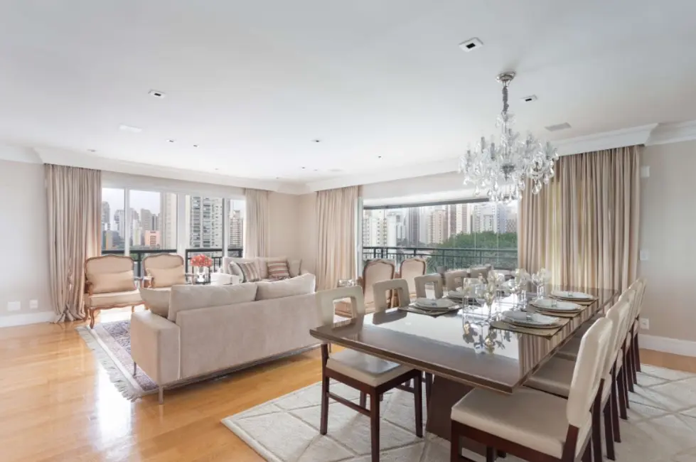 Foto 8 de Apartamento com 3 quartos à venda, 273m2 em Itaim Bibi, São Paulo - SP