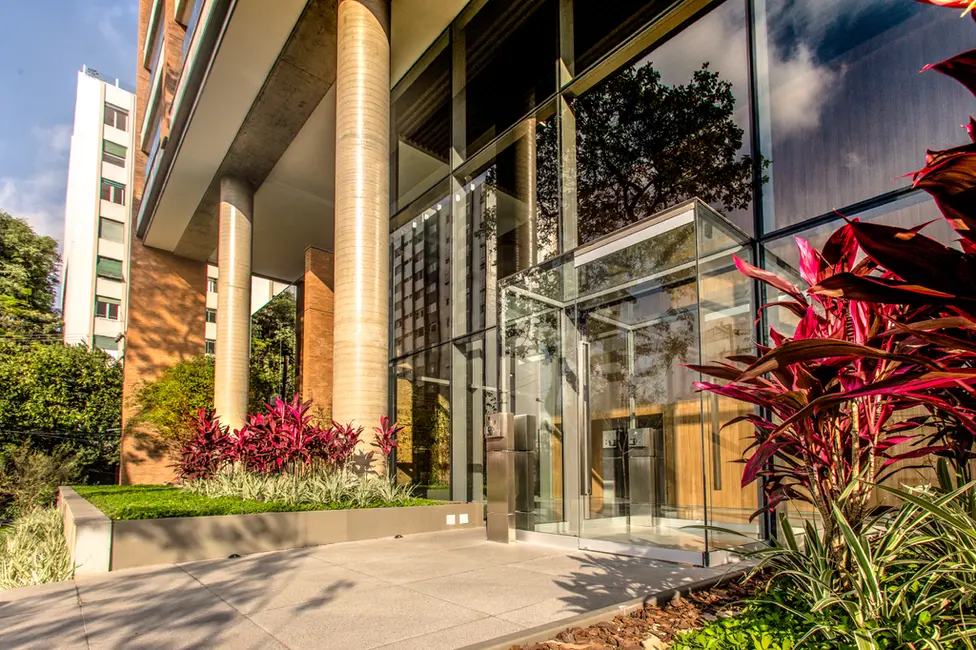 Apartamento com 2 quartos à venda, 136m2 em Cerqueira César, São Paulo - SP - imagem 5 Foto 5 de Apartamento com 2 quartos à venda, 136m2 em Cerqueira César, São Paulo - SP