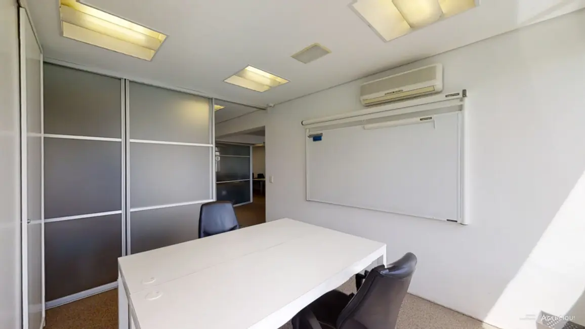 Apartamento com 6 quartos à venda, 223m2 em Jardim Europa, São Paulo - SP - imagem 4 Foto 4 de Apartamento com 6 quartos à venda, 223m2 em Jardim Europa, São Paulo - SP