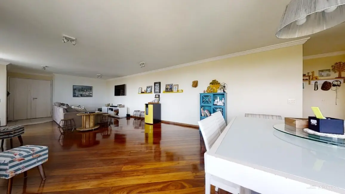 Apartamento com 4 quartos à venda, 220m2 em São Paulo - SP - imagem 5 Foto 5 de Apartamento com 4 quartos à venda, 220m2 em São Paulo - SP