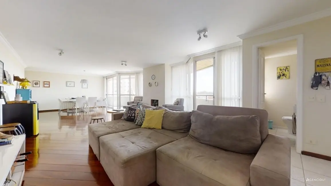 Apartamento com 4 quartos à venda, 220m2 em São Paulo - SP - imagem 3 Foto 3 de Apartamento com 4 quartos à venda, 220m2 em São Paulo - SP