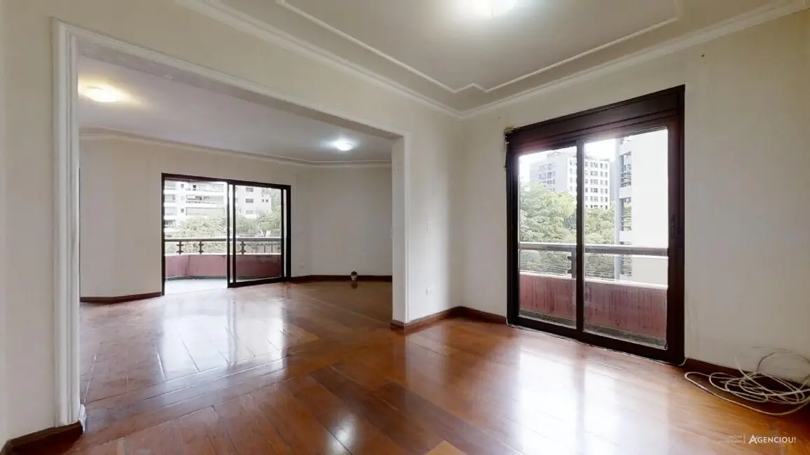 Apartamento com 3 quartos à venda, 230m2 em Vila Suzana, São Paulo - SP - imagem 6 Foto 6 de Apartamento com 3 quartos à venda, 230m2 em Vila Suzana, São Paulo - SP
