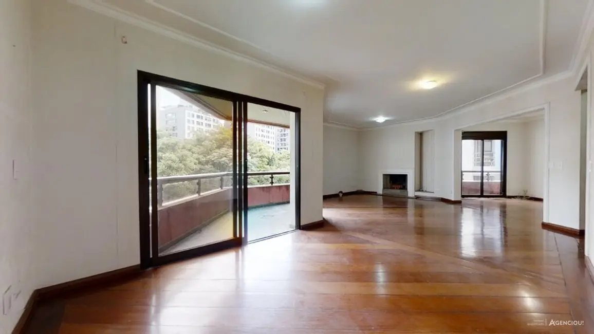 Foto 2 de Apartamento com 3 quartos à venda, 230m2 em Vila Suzana, São Paulo - SP