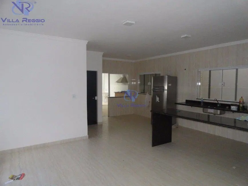 Casa com 3 quartos à venda, 250m2 em Pilar Do Sul - SP - imagem 3 Foto 3 de Casa com 3 quartos à venda, 250m2 em Pilar Do Sul - SP