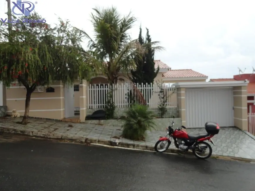 Foto 1 de Casa com 3 quartos à venda, 360m2 em Pilar Do Sul - SP