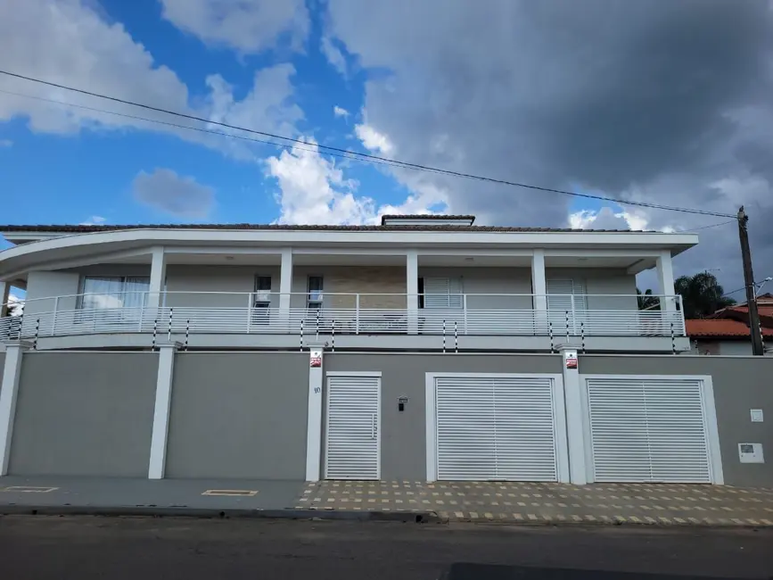 Casa com 4 quartos à venda, 358m2 em Pilar Do Sul - SP - imagem 3 Foto 3 de Casa com 4 quartos à venda, 358m2 em Pilar Do Sul - SP