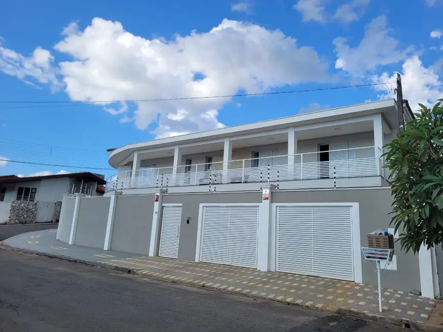 Casa com 4 quartos à venda, 358m2 em Pilar Do Sul - SP - imagem 5 Foto 5 de Casa com 4 quartos à venda, 358m2 em Pilar Do Sul - SP