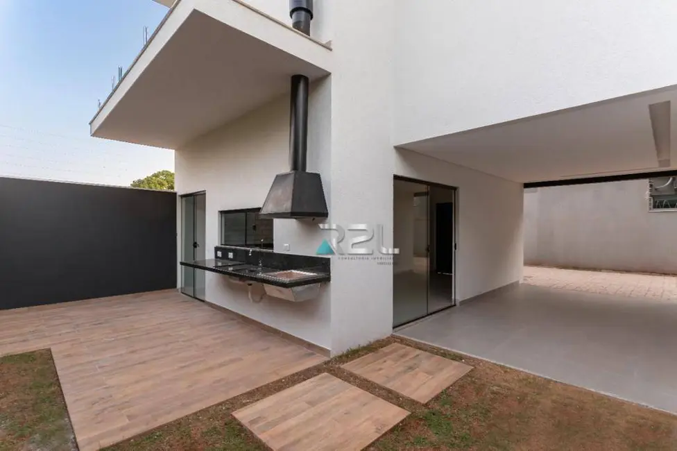 Sobrado com 3 quartos à venda, 100m2 em Rita Vieira, Campo Grande - MS - imagem 4 Foto 4 de Sobrado com 3 quartos à venda, 100m2 em Rita Vieira, Campo Grande - MS