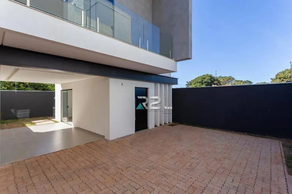Sobrado com 3 quartos à venda, 100m2 em Rita Vieira, Campo Grande - MS - imagem 5 Foto 5 de Sobrado com 3 quartos à venda, 100m2 em Rita Vieira, Campo Grande - MS