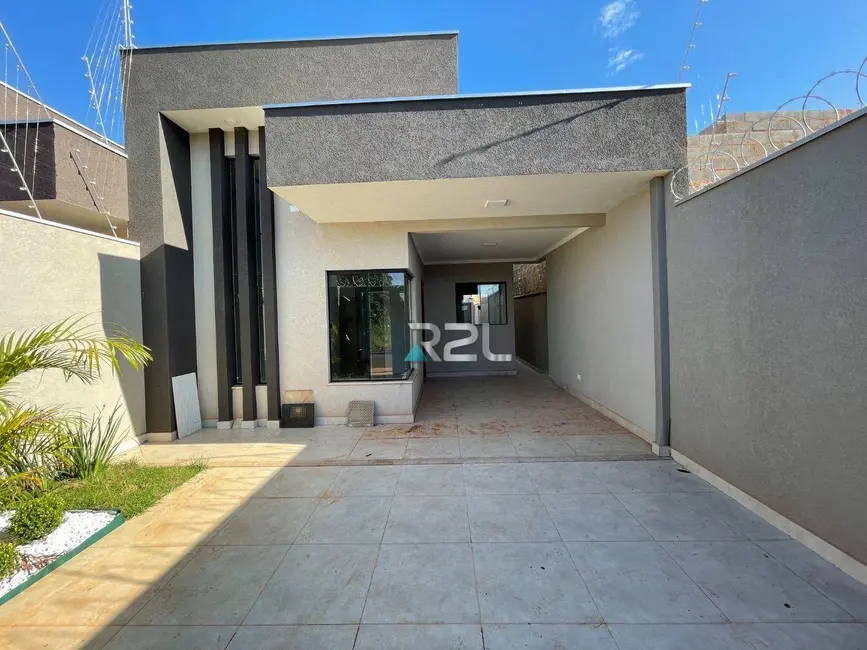 Foto 2 de Casa com 3 quartos à venda, 180m2 em Rita Vieira, Campo Grande - MS