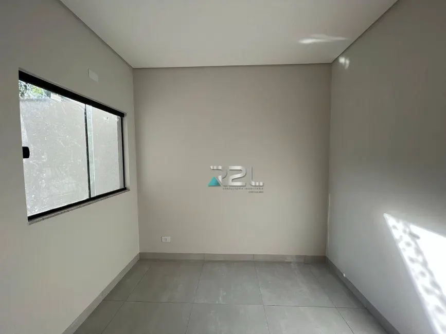 Foto 8 de Casa com 3 quartos à venda, 225m2 em Parque Residencial Rita Vieira, Campo Grande - MS